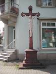 Wegkreuz in der Ortsmitte